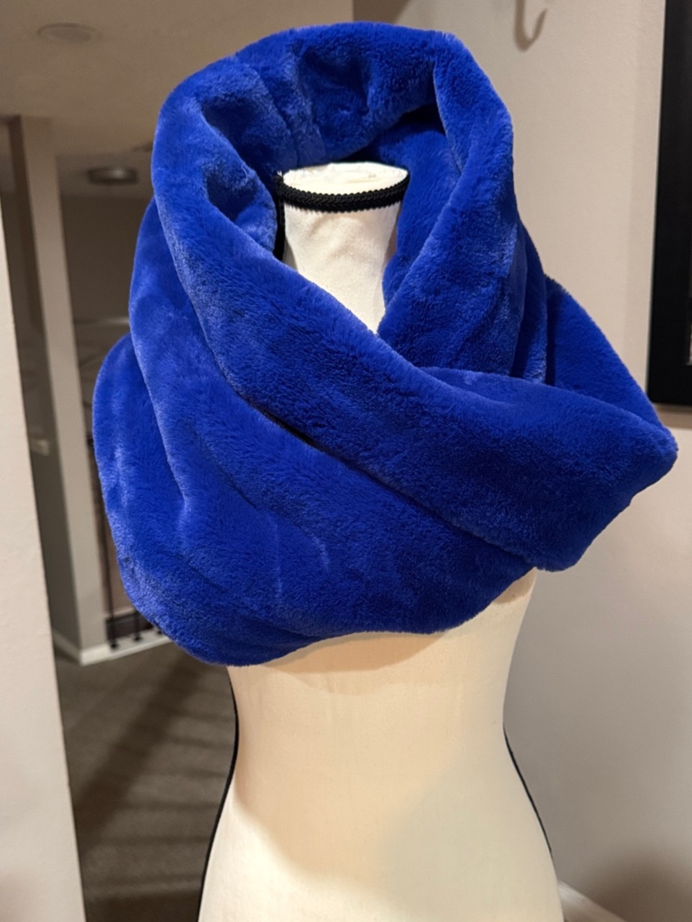 H&M Plush Faux Fur Infinity Scarf - Cobalt Blue